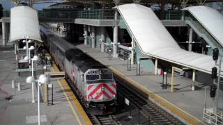 preview picture of video 'Southbound Caltrain 913 at Millbrae Station , 1-23-2010 , 1 39pm'