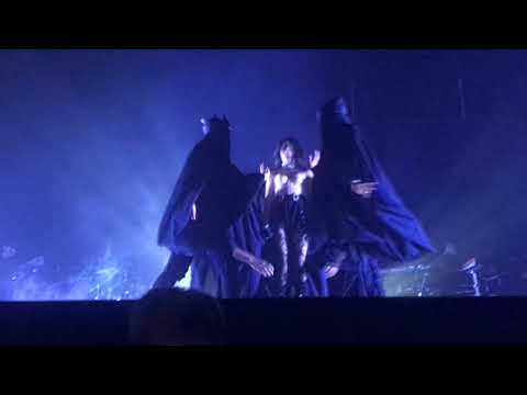 Camila Cabello - Crown (Live Amsterdam 13.6.18)