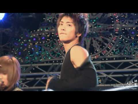 [fancam] 100803 SHINee jonghyun - sexy RDD @ Cool Summer Concert