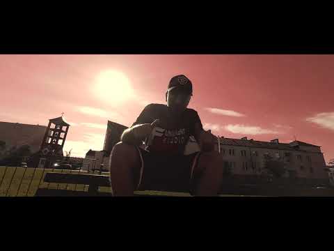 Deomo x DzięGLo - Trzymam się od nich z dala (OFICJALNE VIDEO) || FUNDAMENT VIDEO