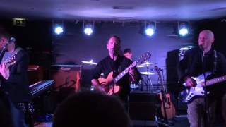 Beecake - A Ball of Earth