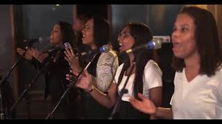 Ele vem - Ministério de Louvor Fruto do Espírito