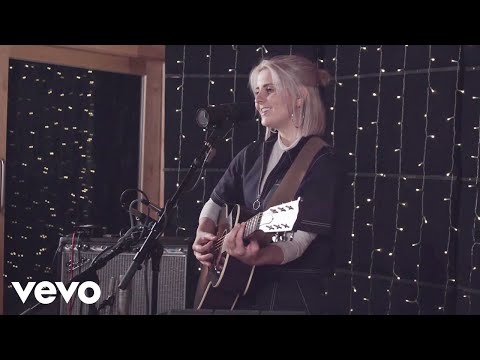 Emily Burns - I Love You, You're The Worst (Live From Studio 3, Abbey Road)