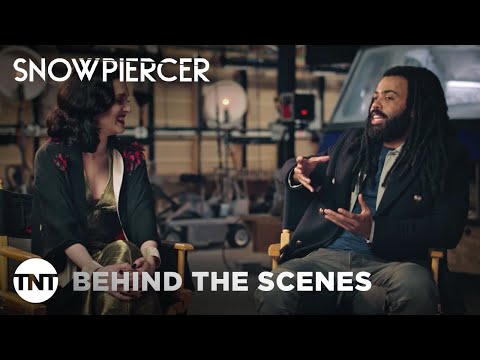 Snowpiercer: Daveed Diggs and Lena Hall Discuss Theater - Behind the Scenes | TNT