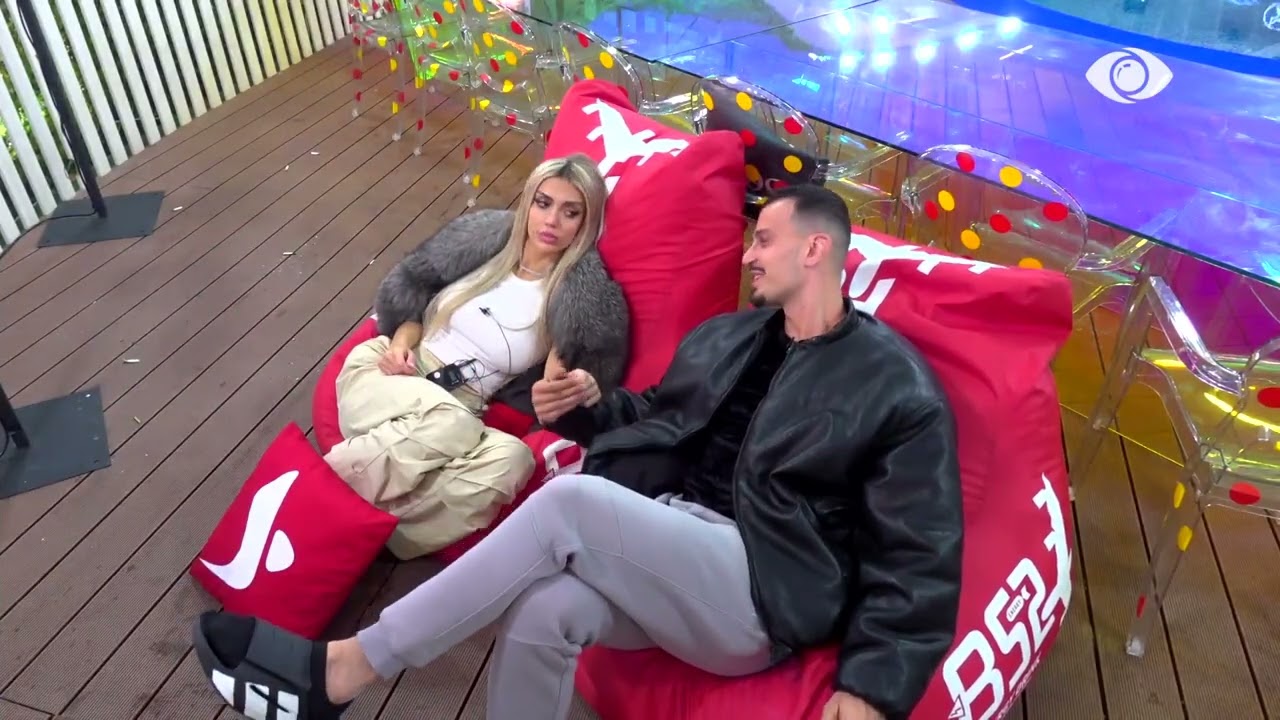 Çfarë më ke?/ Mateo pyet Brikenën, banorja: Ndërro pyetje