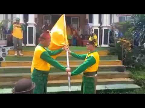 Selasa, 17-01-2023, Penyerahan pataka lambang sumbawa dari camat batu lanteh ke camat unter iwes...