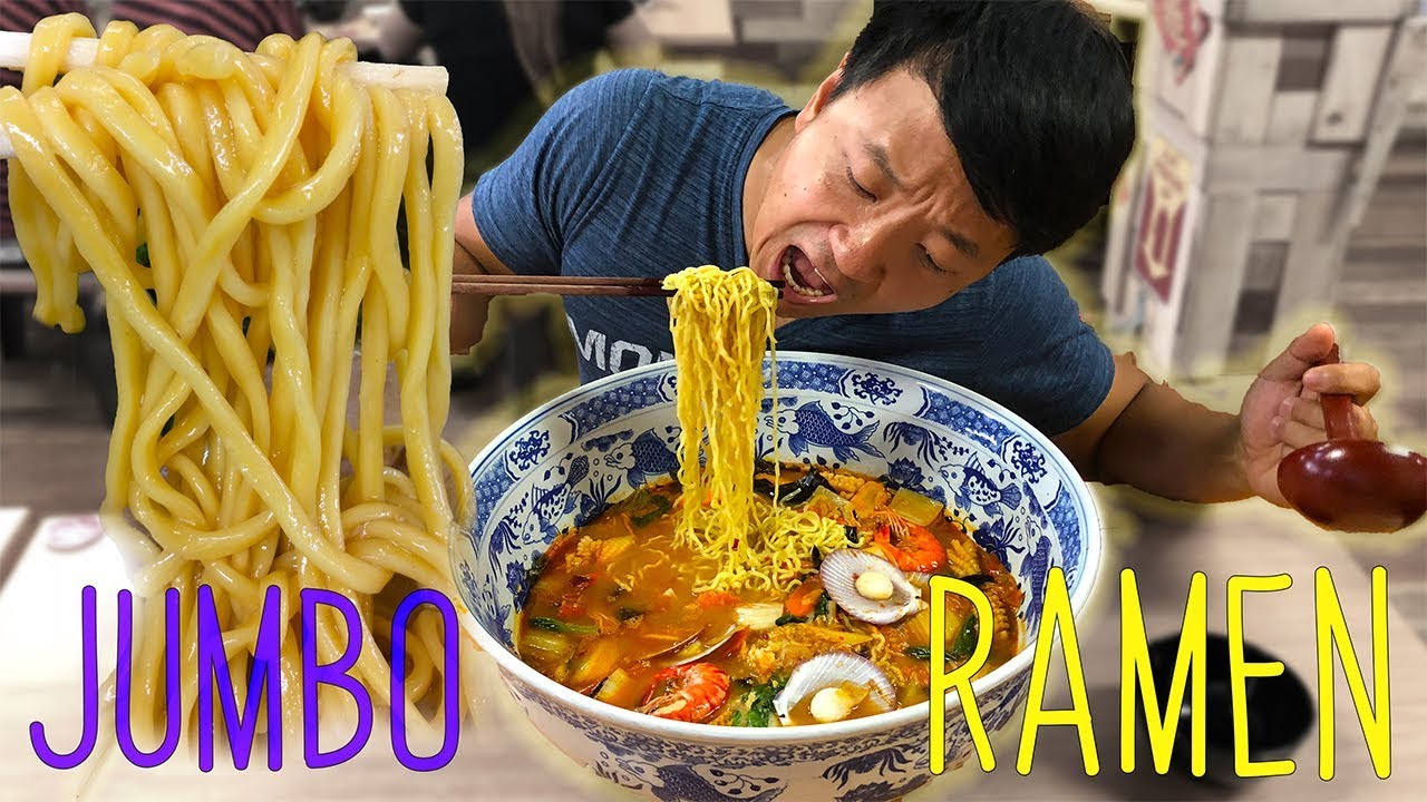 MASSIVE Bowl of RAMEN NOODLES & Street Food Tour of Malaysia