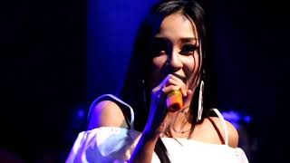 Download lagu Merindiingg !!! KEMARIN (COVER) - ELSA SAFIRA OM ADELLA LIVE LAP. KALISARI SEMARANG TERBARU 2019 mp3