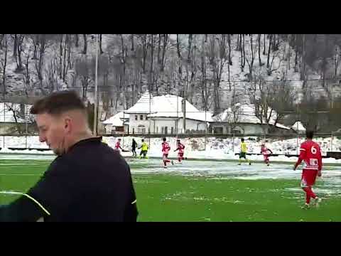Muscelul la putere! Meci amical pe terenul de la Dragoslavele pe zăpadă!