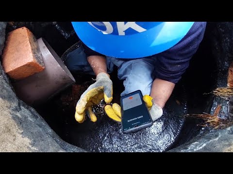 Drain Complaint 178 | Altaf's phone fell into the manhole during work 😲 |