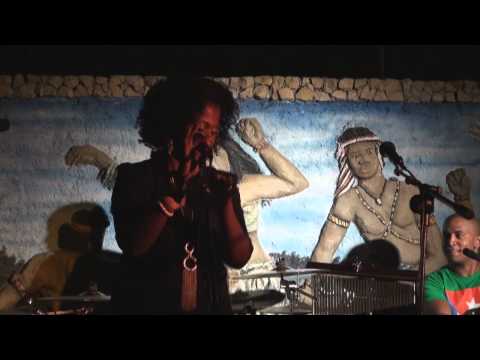 Ain't no sunshine   Pool party of the company