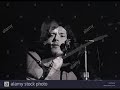 TRAFFIC . SITTIN' HERE THINKIN' OF MY LOVE (BONUS TRACK) . JOHN BARLEYCORN MUST DIE . I LOVE MUSIC
