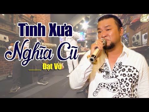 Thể hiện bởi Đạt Võ