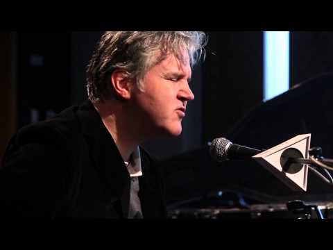 Lloyd Cole - "Are You Ready To Be Heartbroken"