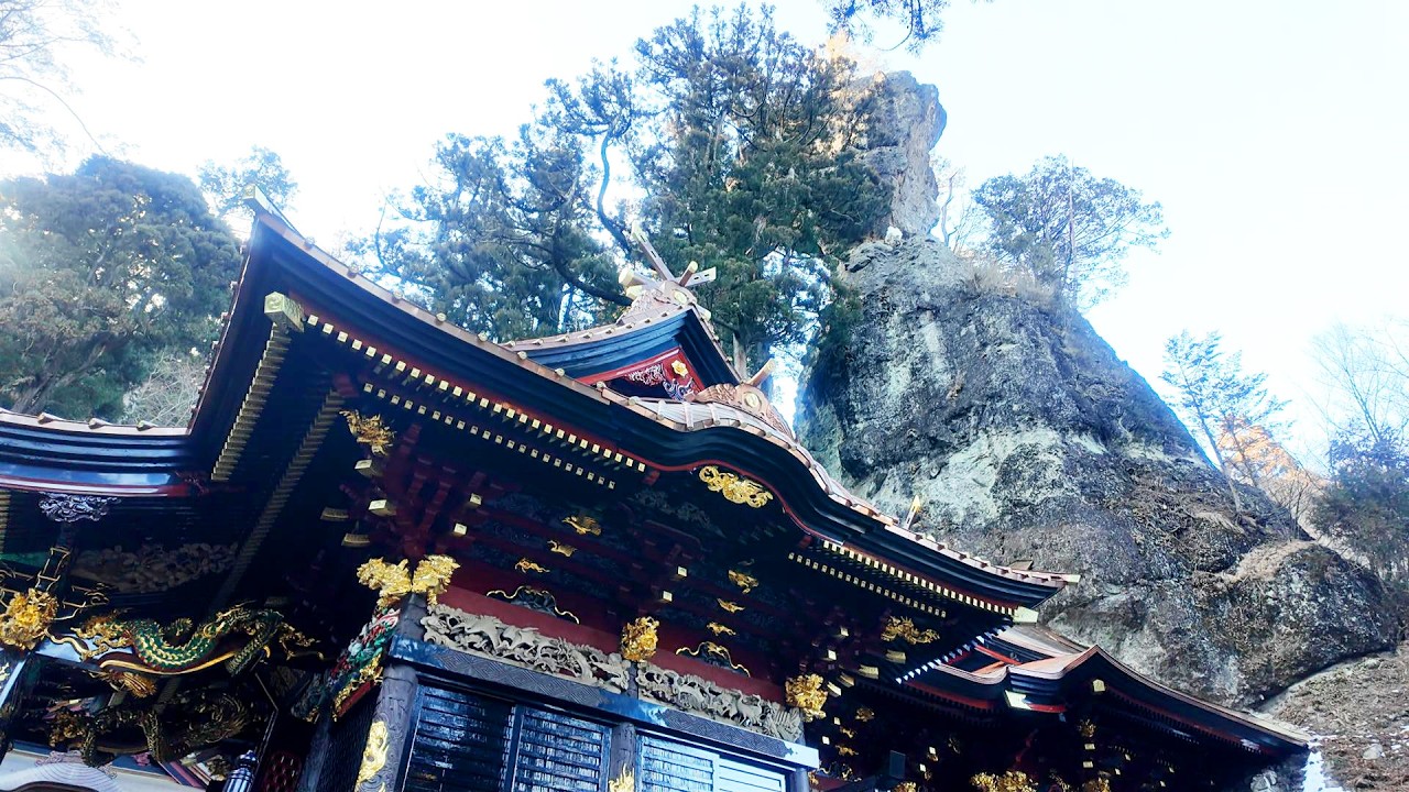 御神体は溶岩ドーム／榛名（はるな）神社