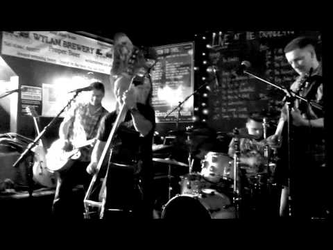 Bessie & the Zinc Buckets - Hawaii five 0