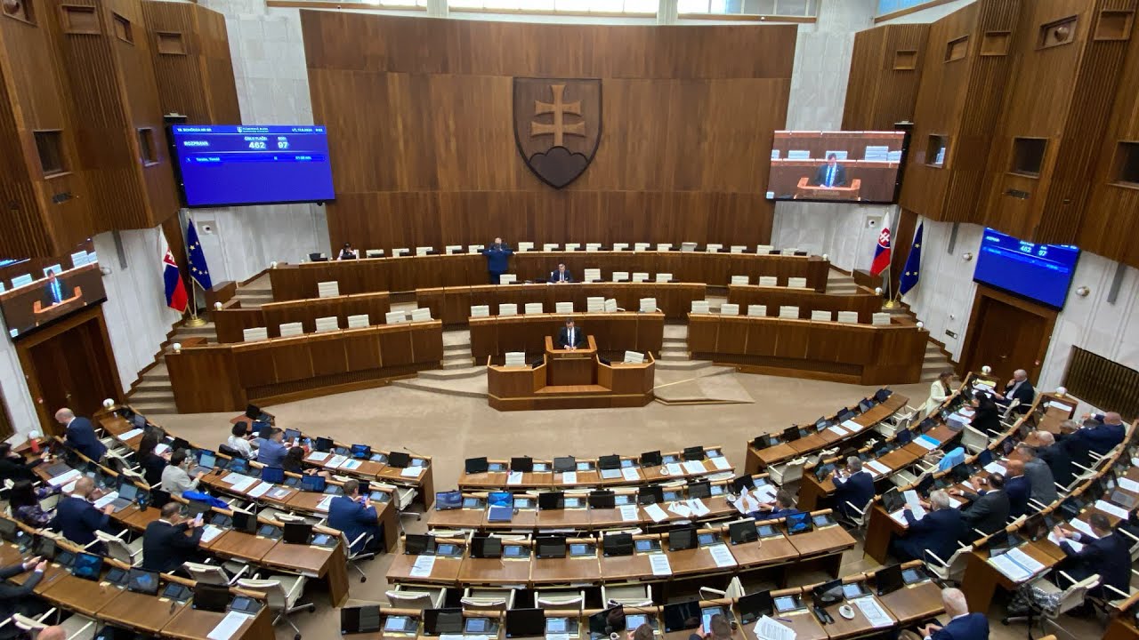 LIVE🔴 Poslanci odvolali Michala Šimečku z postu podpredsedu parlamentu