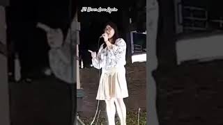 Download lagu I'll Never Love Again mp3