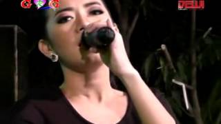 Download lagu 17 TEMAN BIASA   Rena KDI MPEG1 VCD PAL mp3
