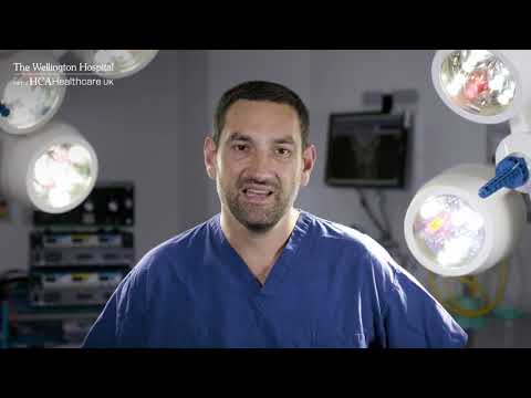 Why does my wrist hurt when I'm in the gym?