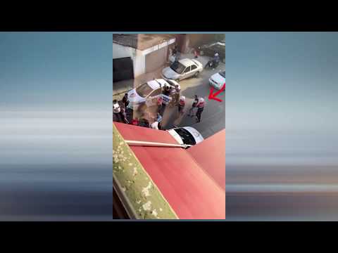 Goditën me grushte të shoqëruarin, pezullohen nga detyra dy policët