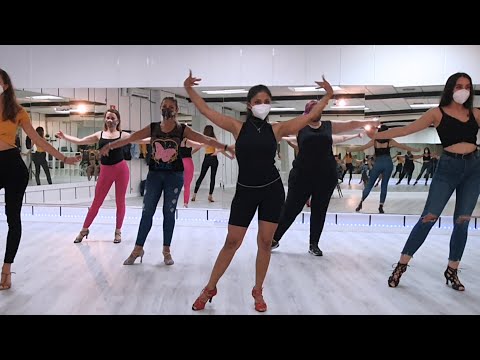 🔴 CLASES DE BACHATA LADY STYLE EN MADRID - DEISY CARRERA