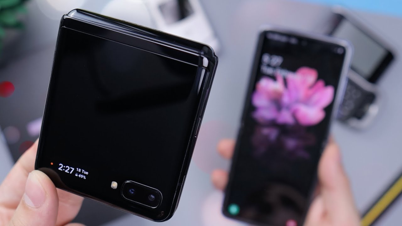 Galaxy Z Flip Mirror Black Unboxing & First Impressions!
