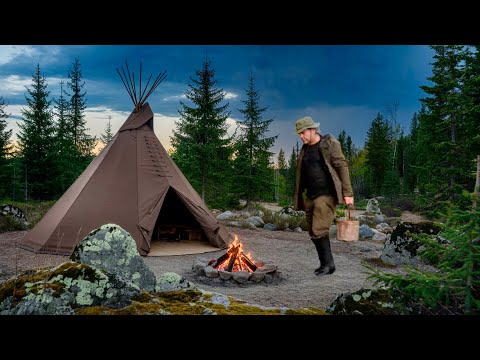 Wild Bushcraft on the Island | Journey into Solitude