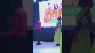 Download lagu Gwe tulina wa maanyi.He is all strong. mp3