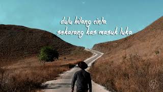 Download lagu near - saat sa mulai sayang ft Dian Sorowea [ official lyric video ] mp3