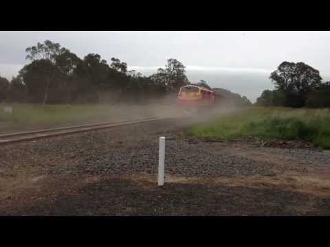 Bairnsdale line level crossing test