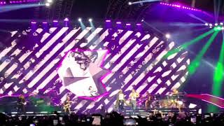 Pink and Gwen Stefani - Just a girl - Beautiful Trauma Tour Live at Staples Center Los Angeles