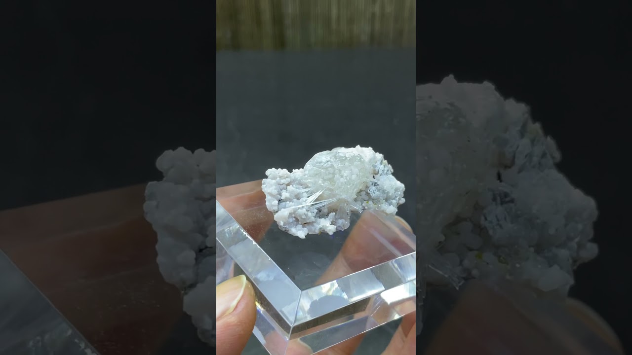 #Calcite #Bultfonteinite #minerals #crystals #gems #specimen #geology #rocks #stone #Collector