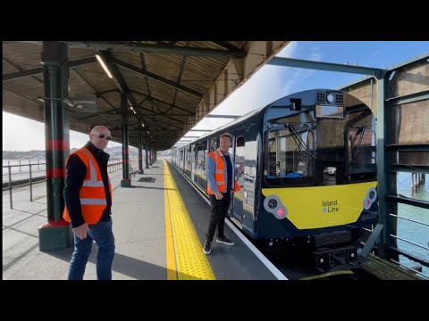 Onboard the Isle of Wight's New 484 Tube trains | Hidden London Hangouts (S04E10)