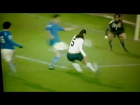 USWNT - Alex Morgan Goal v. Italy (4th Int'l Goal) - November 20, 2010 - US Qualifies for 2011 WWC