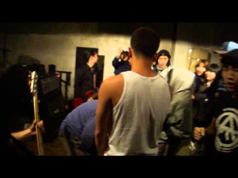 20130216 Find the spot - Clench your fist