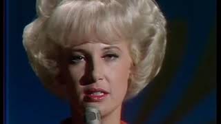 Tammy Wynette   - Stand By Your Man with lyrics