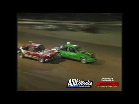 Junior Street Sedans: A-Main - Gympie Speedway - 10.02.2007