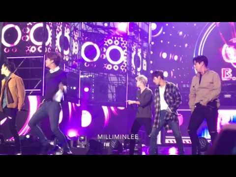 160930 Korea Sale Festa 2016 - B.A.P That's my jam.