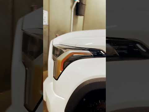 Toyota Tundra Twin Turbo V6  SR5 2022 by jr.