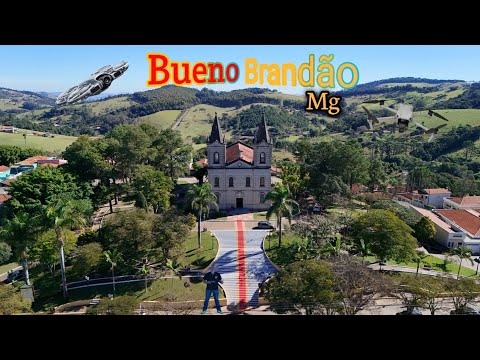 Visitando a cidade de Bueno Brandão Mg, Cachoeira do Félix e encontramos um castelo.