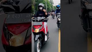 Download lagu Story WhatsApp Cewek Beat mp3