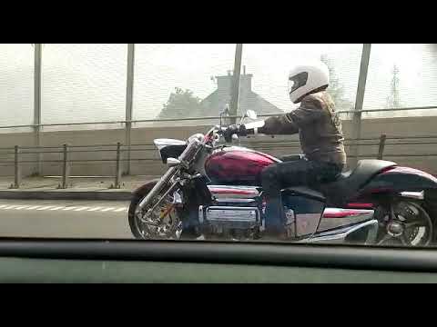 Listonosz HONDA  Valkyrie RUNE NRX1800