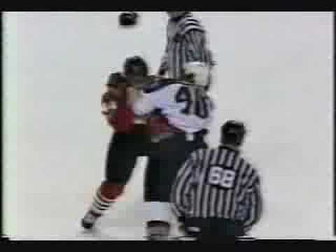 Rumun Ndur vs Dennis Bonvie