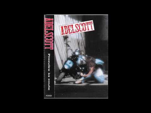 Adelscott  L’HÔTESSE DE L'AIR