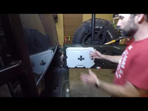 Custom Rotopax Water Pax tailgate mount for Jeep