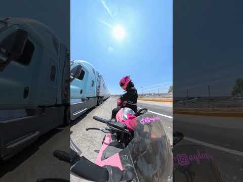A veces es complicado para un Biker pagar casetas cuando andas en Moto #motos #bikergirl #motovlog