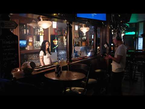 VICKY - hose runter (Official Video)