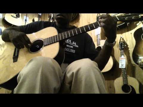 Martin HD- 28V Vintage versus Breedlove DSRe