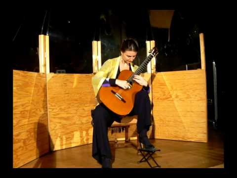 Nadia Gerber - Koyumbaba - Carlo Domeniconi - Guitare Laplane